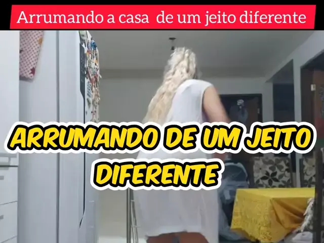 video de mulheres arrumando a casa