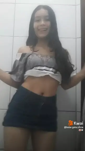 Novinha Dançando Funk De Saia Curta Imagemia Dancanda Kwai