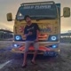 Solo player bukan truck artis