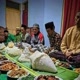 Cari Teman Makan