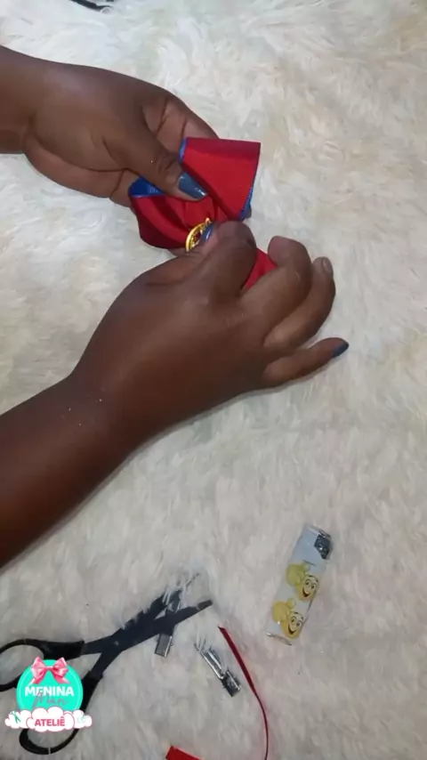 aplique para laço mulher maravilha | Discover