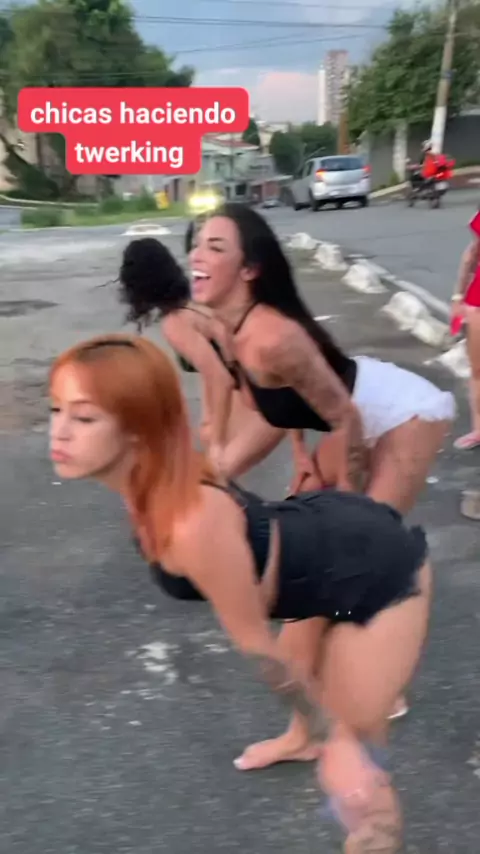 chicas haciendo twerk desnudas | Discover
