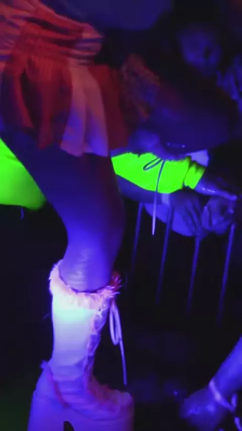 cholita desnuda | Discover