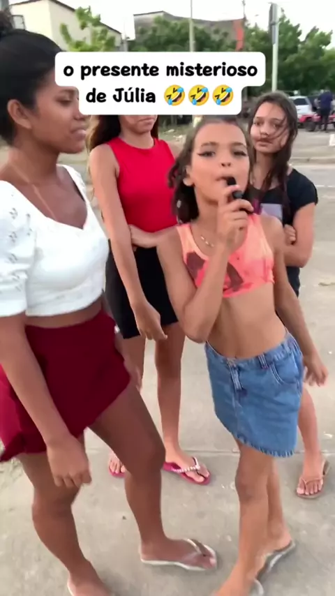 Youngtube julia  