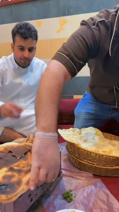 نيك ورعان عربى