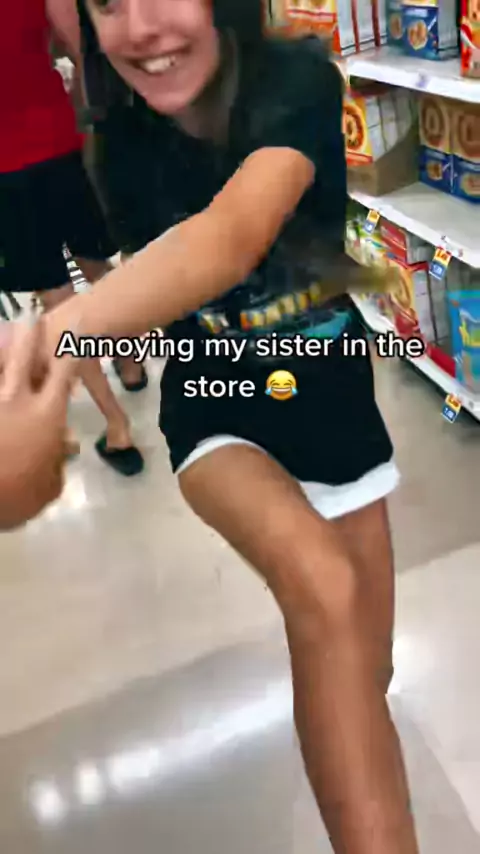 child kid wedgie & sister flashing brother| Discov ...| Kwai