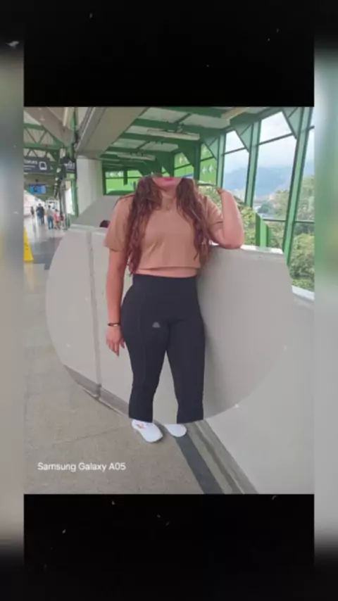 Caroliny nascimento idade